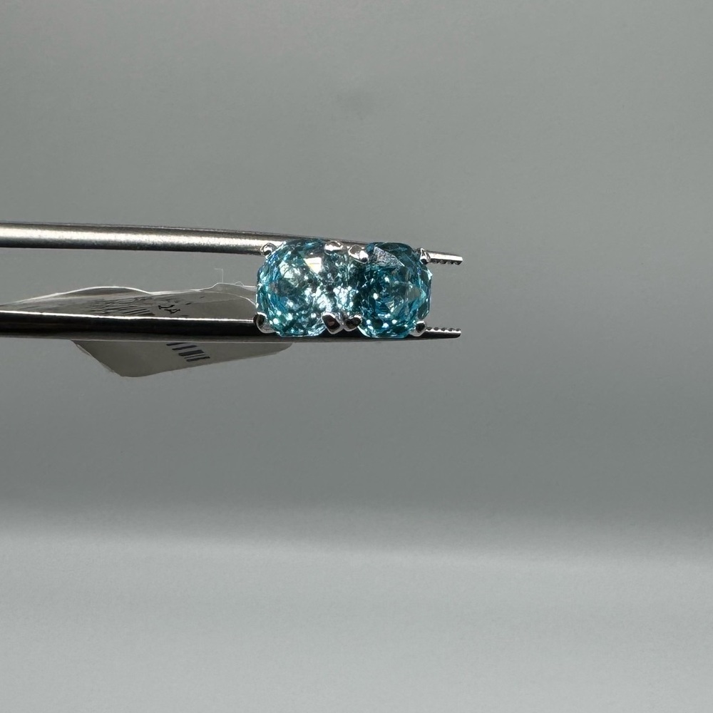 0.75ct Aquamarine Studs - Picture 8 of 10